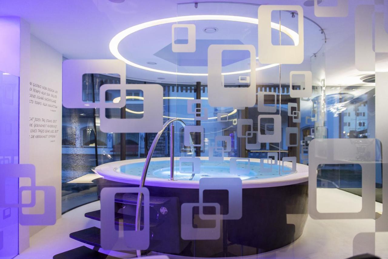 Hotel Cosmea 4 Stars - Your Dolomites Experience Ortisei Eksteriør bilde