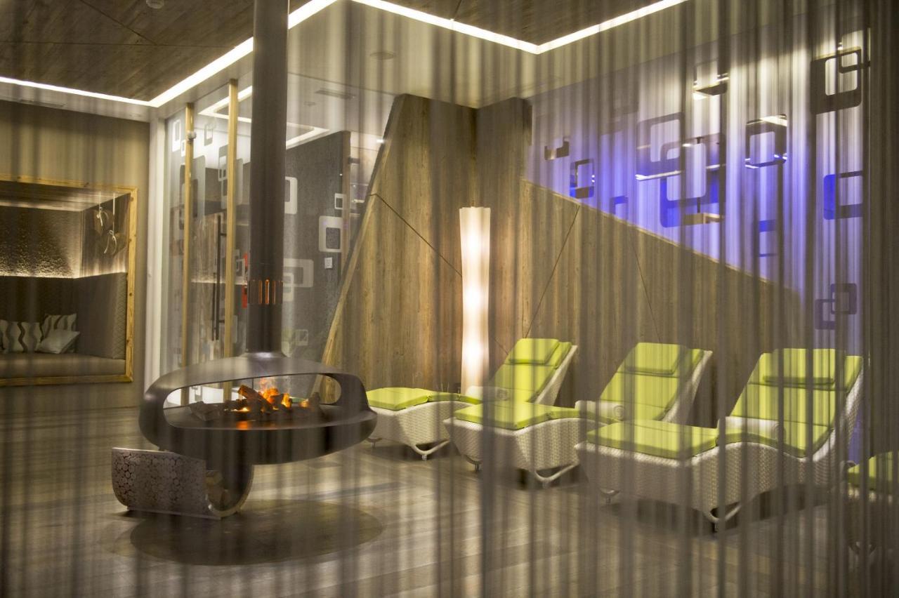 Hotel Cosmea 4 Stars - Your Dolomites Experience Ortisei Eksteriør bilde